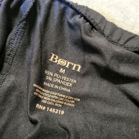 NEW! Women's Gnome Pajama Set By born Black Button Shirt & Pants M - Picture 4 of 7